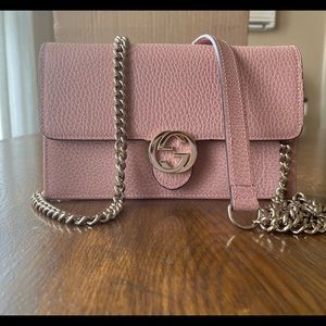 Gucci Chain Wallet in Pink